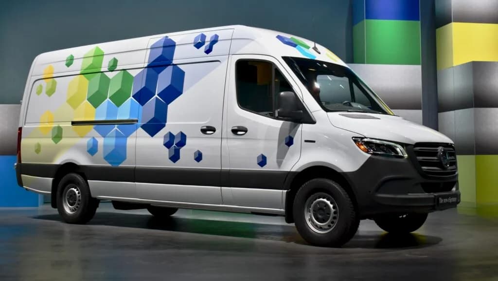Mercedes-Benz Introduces New eSprinter in South Africa