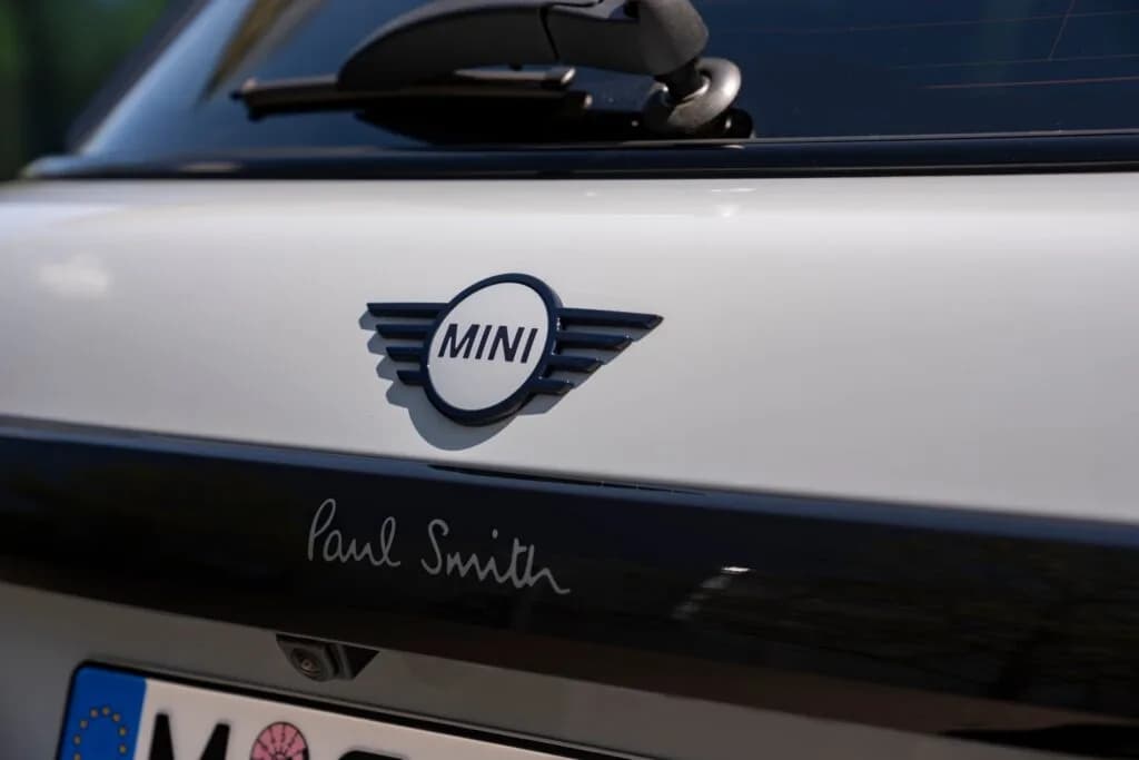 MINI Paul Smith Edition – British Charm Meets Iconic Fun