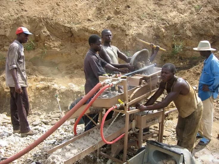 Are African Small-Scale Mining Startups Scalable?