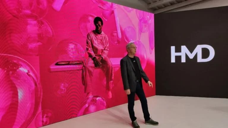 HMD-announces-the-launch-of-the-Barbie-Flip-Phone-in-2024