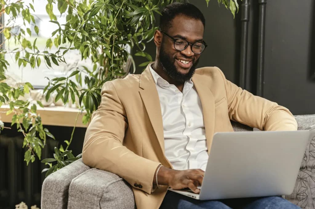 Scaling Up with Social Media and Digital Payments for Start-Ups and SMEs
