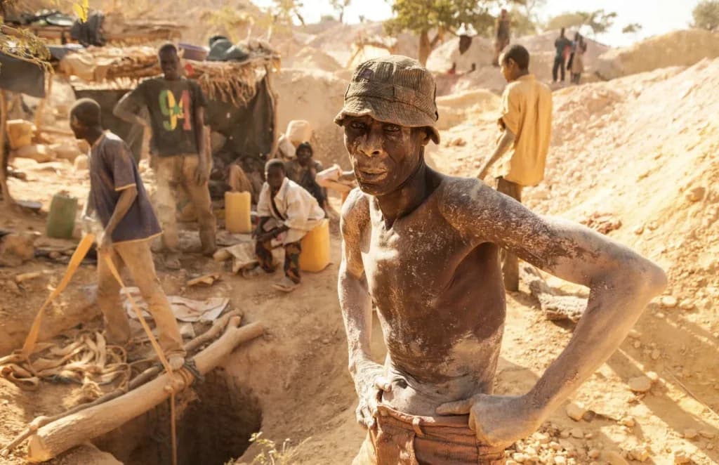 Small Mines, Big Rules: The Compliance Struggle of Junior Miners in Africa