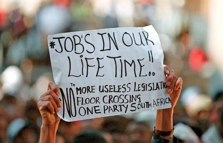 SA’s unemployment rate falls to 34.5% in first quarter