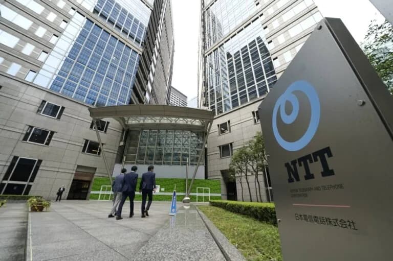 NTT-planning-to-test-driverless-vehicle-tech-with-Toyota