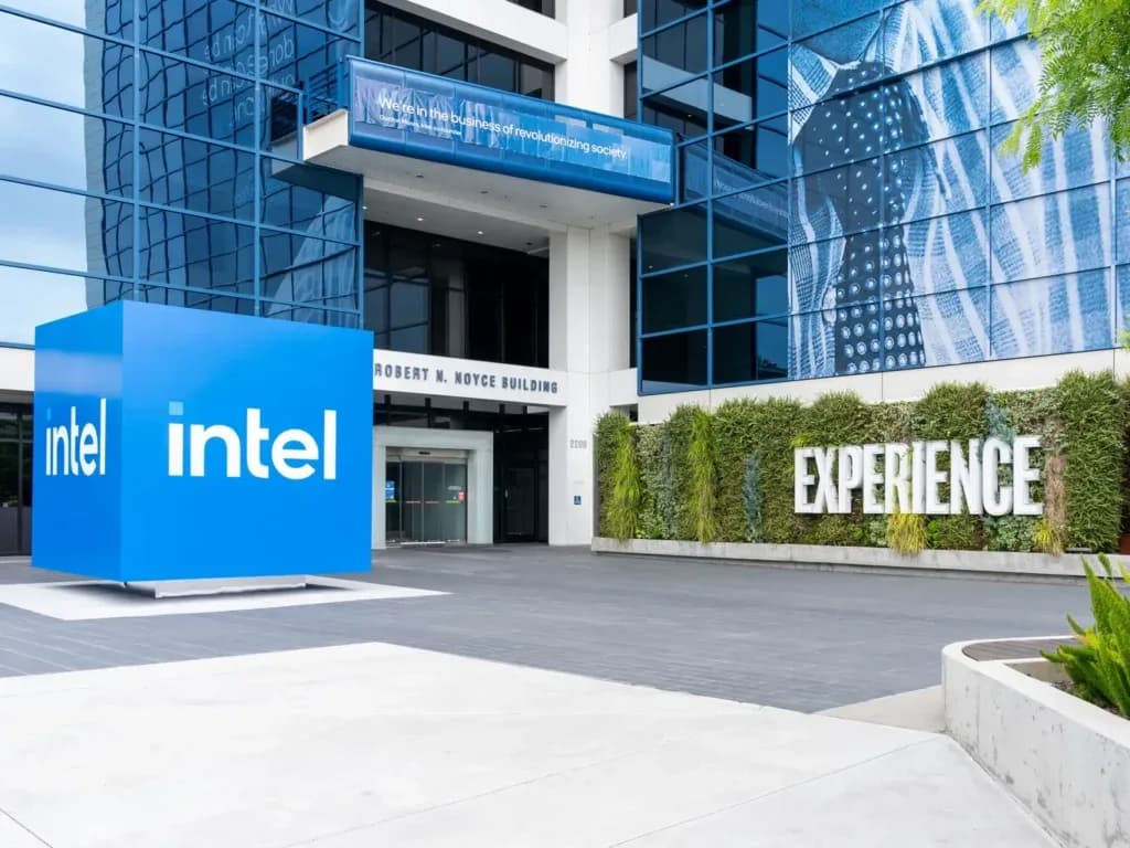 Intel-Unveils-Gaudi-3-AI-Chip-to-Challenge-Nvidias-Dominance