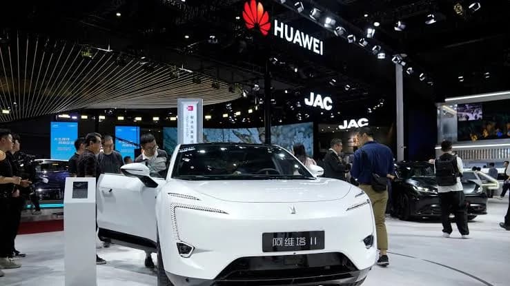 Huawei moving smart car operations to new JV