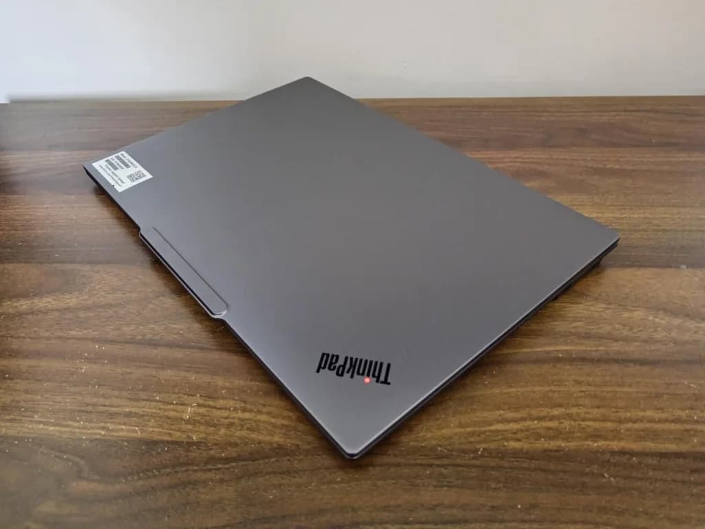 Lenovo ThinkPad X9 Aura Edition (Intel Core Ultra 7) Review: A Compact Creative Gem