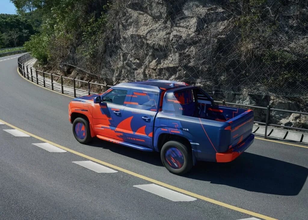 BYD-Revs-Up-Competition-with-Global-Launch-of-Electric-Pickup-Truck