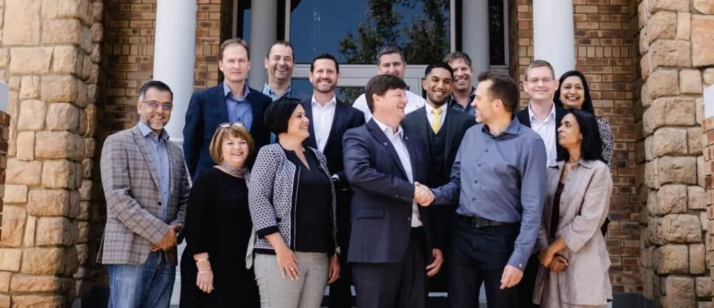 Reunert-Announces-Merger-of-IQbusiness-and-OneX-to-Form-Integrated-IT-Solutions-Firm