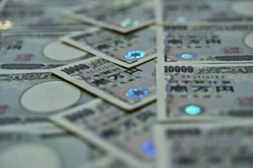 Asian stocks open higher on fed rate hopes