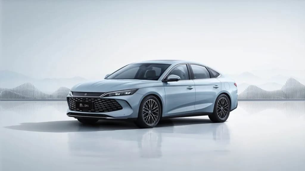 BYD Unveils Groundbreaking Hybrid Powertrain with 2,000 Kilometre Range