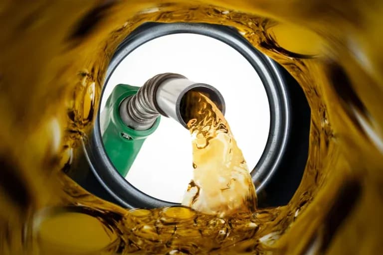 Fuel price drop for South Africans