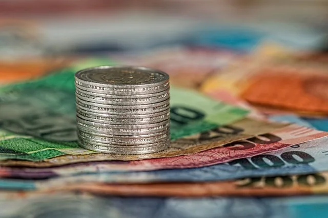 Cash transactions Still Important in Africa